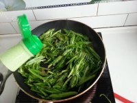 好吃的蒜蓉油麦菜做法图解3)