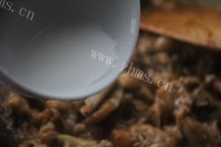 诱人的泡椒牛蛙做法图解17)