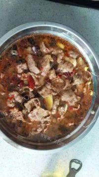 美味的「手工美食」水煮牛肉做法图解8)