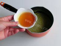 自制抹茶冰淇淋做法图解6)
