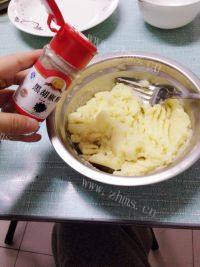 口感极佳的咖喱土豆泥做法图解5)