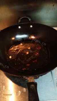 美味的香辣卤鹌鹑蛋做法图解5)