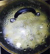 妈妈最爱的冰花煎饺做法图解9)