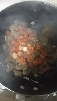 家常菜土豆烧牛肉做法图解7)