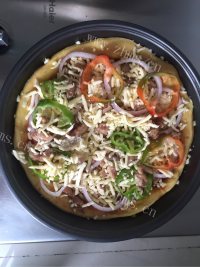 自制鸡肉土豆披萨做法图解10)
