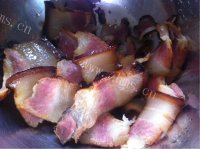 家常菜腊肉炒笋干做法图解1)