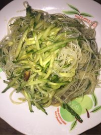 香辣芥末黄瓜粉丝做法图解6)