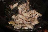 家常菜香菇红烧肉做法图解4)