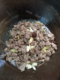 色泽鲜亮的麻辣兔肉做法图解10)