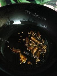 香喷喷的麻辣水煮鱼做法图解23)