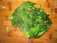 菠菜蛋花汤做法图解2)