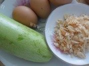 好吃的西葫芦鸡蛋饺子做法图解2)