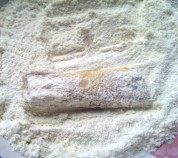 美味的酥炸鳕鱼排做法图解5)