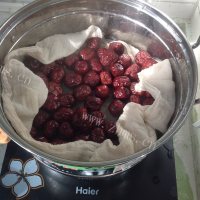 自制枣泥菊花酥做法图解1)
