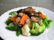 家常菜双菇扒时蔬