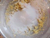 香味四溢的花生酥饼做法图解7)