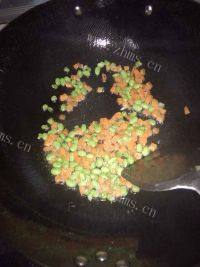 好吃的黄金蛋炒饭做法图解3)