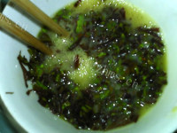 特色美食香椿厚蛋烧做法图解4)