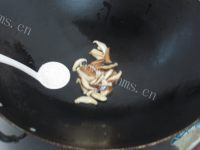 美味南瓜香菇鸡肉饭做法图解8)