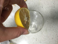 美味海参母鸡汤做法图解2)