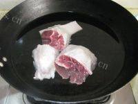 自制五香酱牛肉做法图解4)