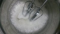自制烫面戚风做法图解11)