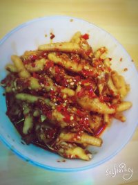 口感不错的香辣鸡爪
