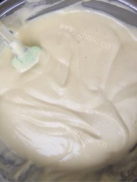 回味无穷的酸奶蛋糕做法图解8)
