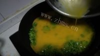 热腾腾的豆角炒蛋做法图解4)