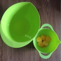 色泽鲜亮的红丝绒蛋糕做法图解3)
