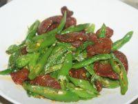 鲜甜青椒炒香肠