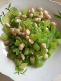 下酒菜芹菜拌花生米