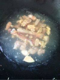 家常土豆鸡肉做法图解2)