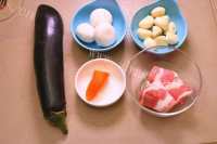 家常时蔬蒸蒜做法图解1)