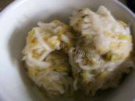 酸菜炖粉条做法图解1)