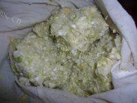 饱满的白菜猪肉水饺做法图解3)