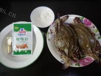 蒜味咖喱蟹做法图解1)