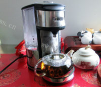 美味的雪梨柠檬红茶做法图解5)