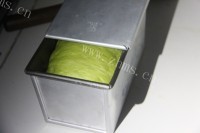 自制抹茶双色吐司做法图解25)