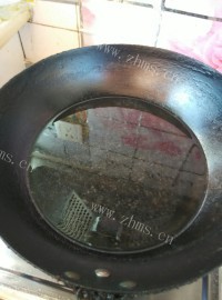 香喷喷的腌黄瓜做法图解3)