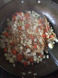 家常菜咖喱鸡块饭做法图解3)