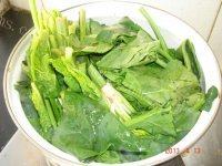 下酒菜菠菜拌花生米做法图解4)