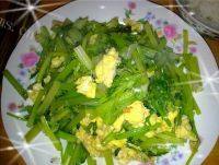 家有大厨之芹菜炒鸡蛋