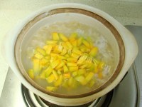 美味的银耳南瓜粥做法图解6)