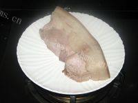 常吃不腻的蒜泥白肉做法图解4)
