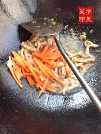 齿颊留香的绿豆芽煎饼盒子做法图解15)