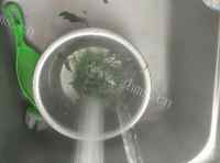 清香的炒苦菜做法图解2)