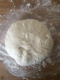 营养丰富的豆沙面包做法图解3)