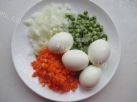 自制鸡蛋蒸肉饼做法图解2)