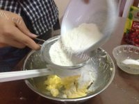 自制蔓越莓饼干做法图解4)